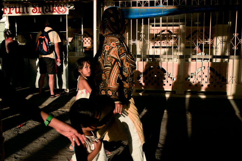http://mail.peterodriscollphotography.com/files/gimgs/18_boracay-3.jpg