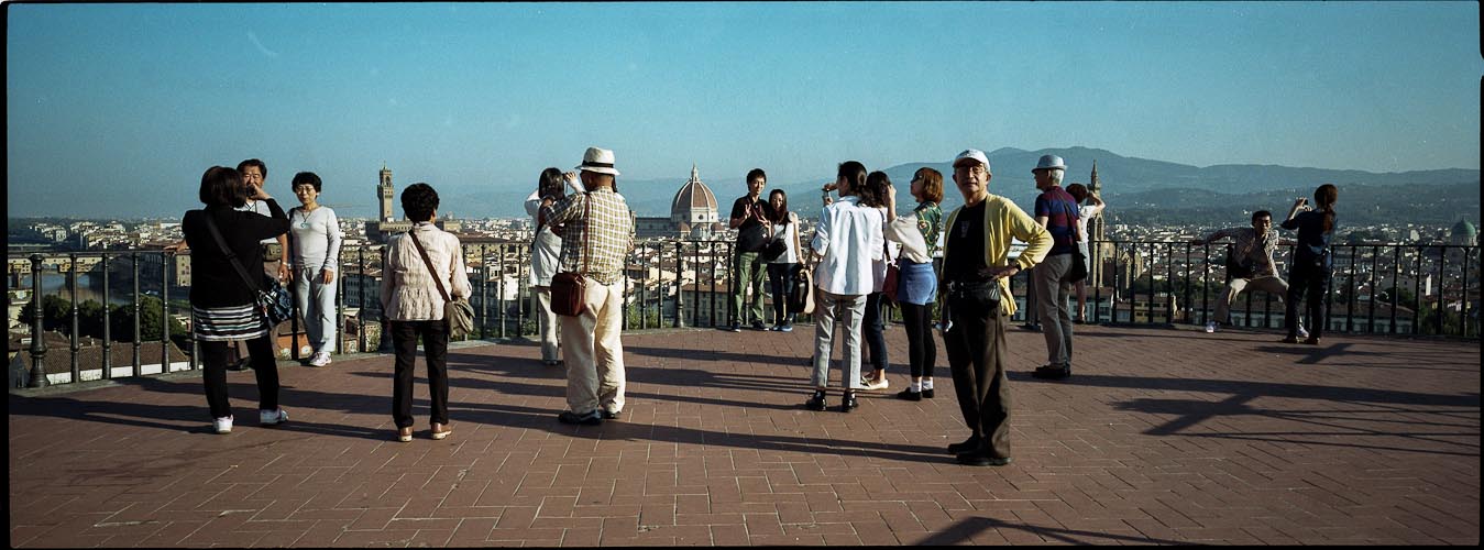 http://mail.peterodriscollphotography.com/files/gimgs/38_xpan-2.jpg